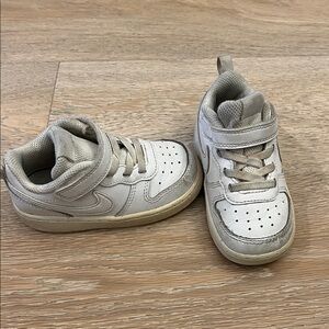 Nike Kids Cream Sneakers